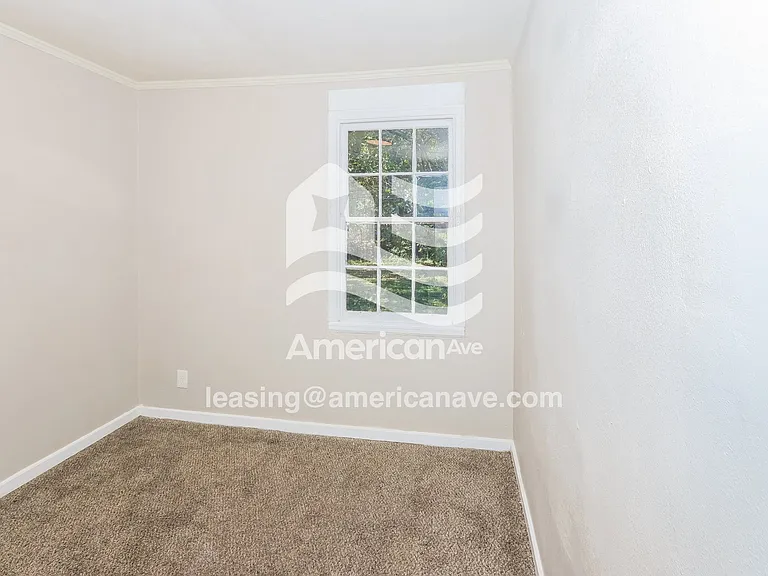 299057_012_wm_-_bedroom_13291735.jpg