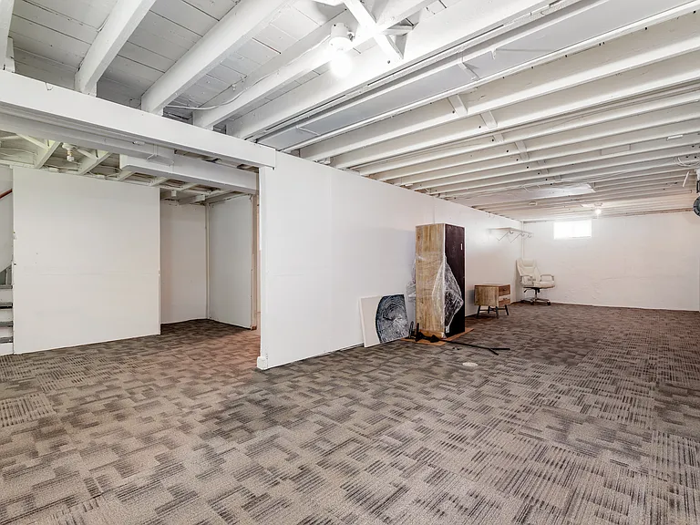 9513 Cloverhurst Dr — Photo 21