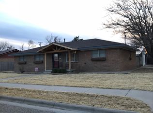 702 Lee Dr, Spearman, TX 79081