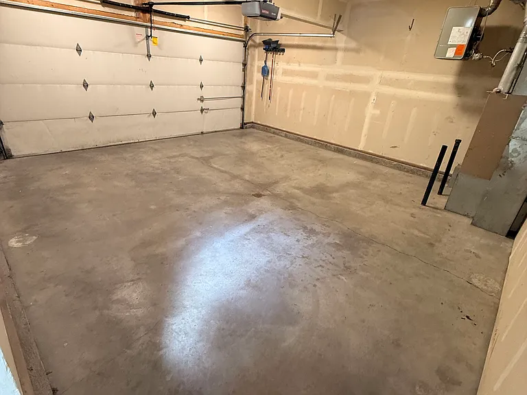1828 Sturbridge Ct — Photo 2
