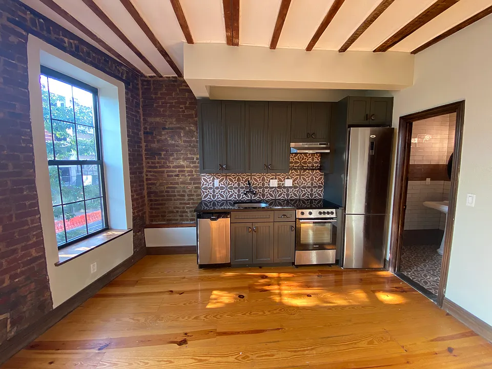 1467 Bedford Ave #2C