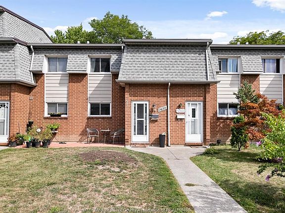2nd image of 2658 Vine Ct #110