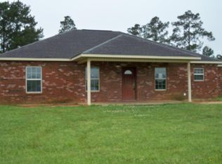 228 Lacamp Loop, Hineston, LA 71438