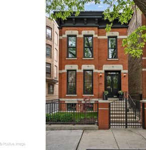 613 W Belden Ave, Chicago, IL, 60614