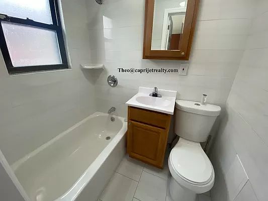 5th image of 1513 De Kalb Ave #1R