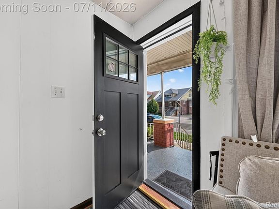 5th image of 12146 Klinger St