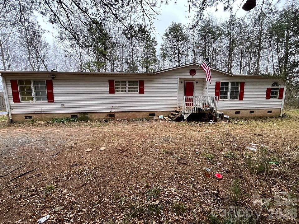1st image of 127 Pinnacle Heights Dr