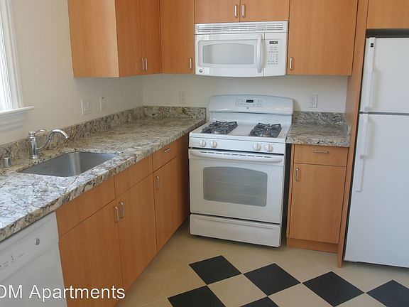 5th image of 1515 Greenwich St