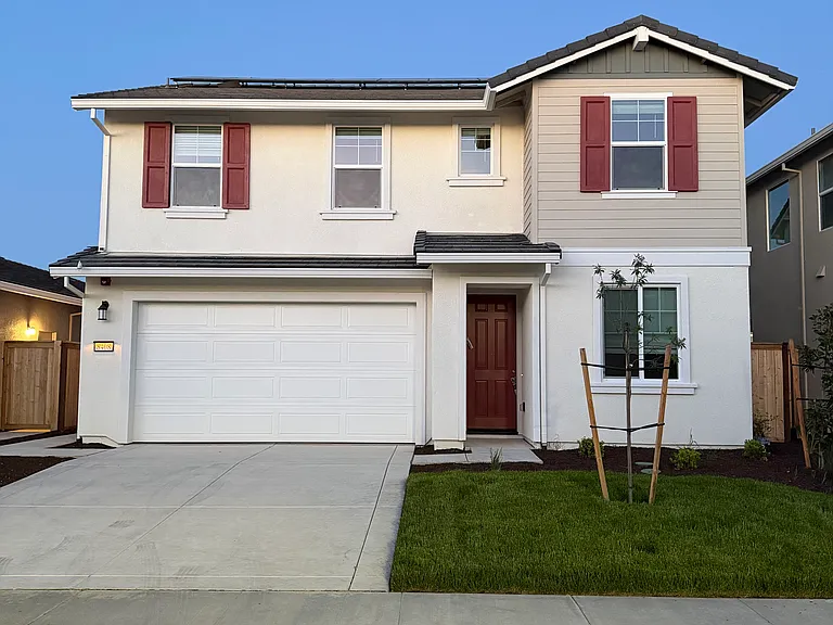 8408 Sinesky Way — Photo 2