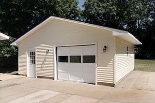 3rd image of 1523 Seville Ave