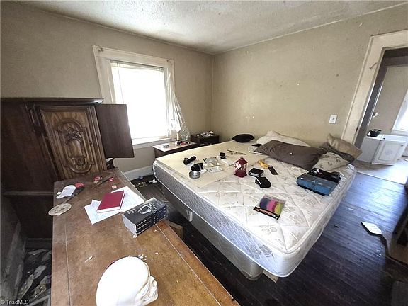 5th image of 1804 Eugene Ave