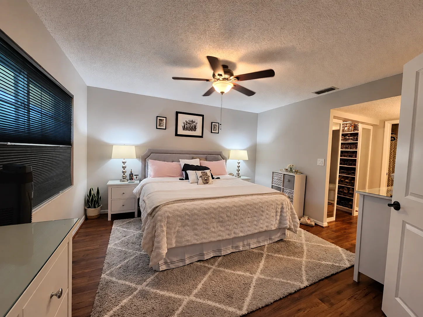 2400 Winding Creek Blvd — Photo 2