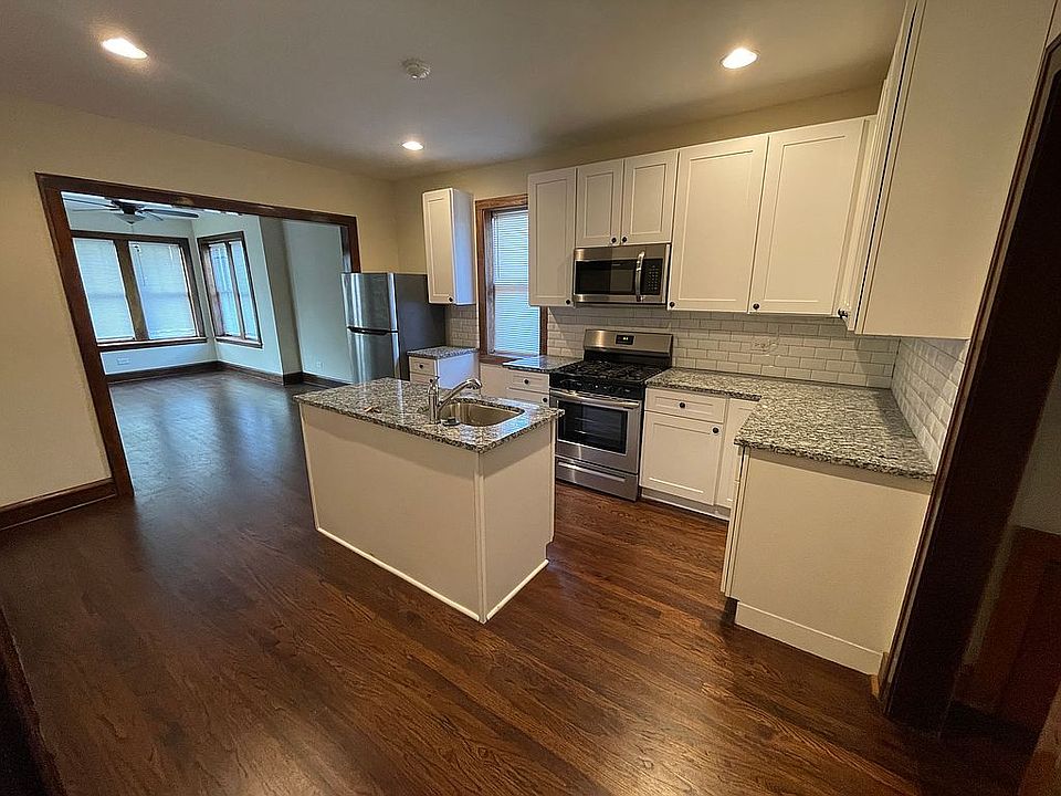 1st image of 5133 W Carmen Ave #2