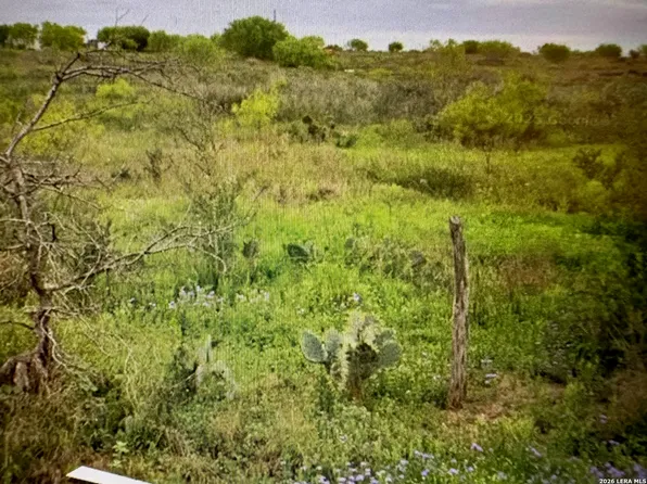 1849/1909 Strawberry City LOT 6, Poteet, TX 78065