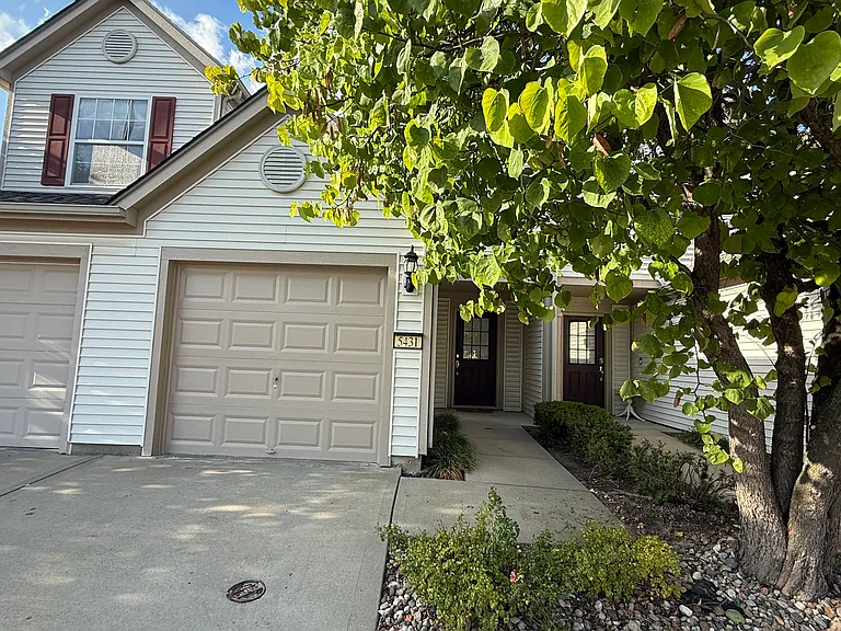5431 N Hickory St — Photo 1