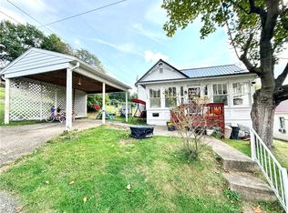 790 Bowlby St, Waynesburg, PA 15370