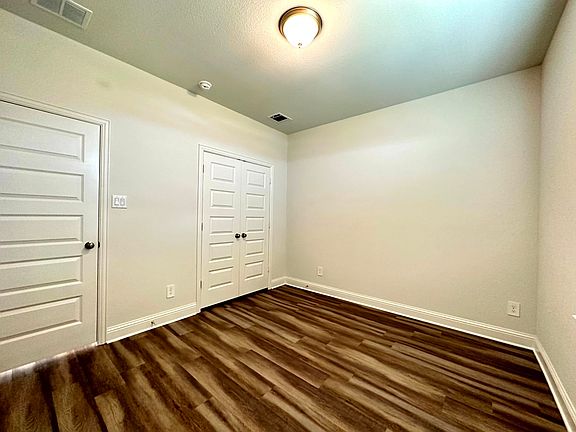 5th image of 3310 Whistle Ln