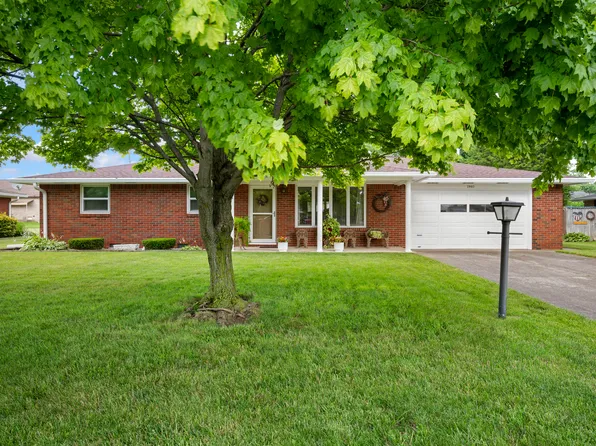2902 Plymouth Dr, New Castle, IN 47362
