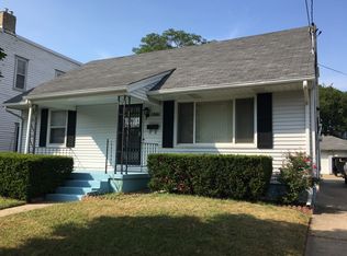 1061 Walker Ave NW, Grand Rapids, MI 49504