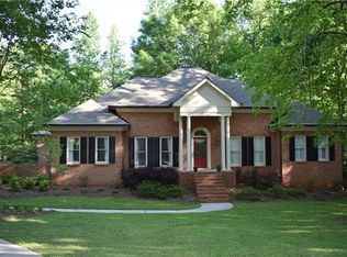 120 Pond Trce, Fayetteville, GA