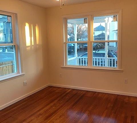 5th image of 27 1st St Floor 9-2