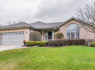 371 Wexford Dr, Lemont, IL