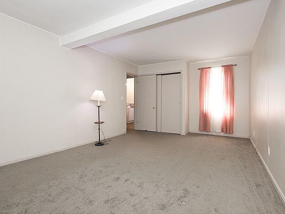 2nd image of 606 Foster Ave