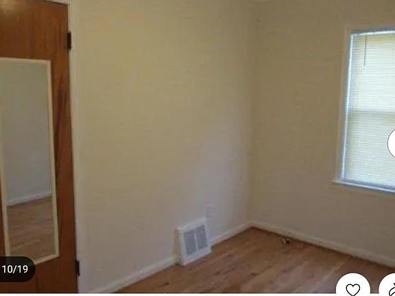 4th image of 18583 Woodcrest St