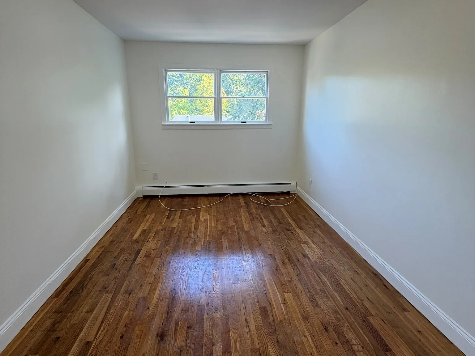 Clunie Ave, Yonkers — Photo 4