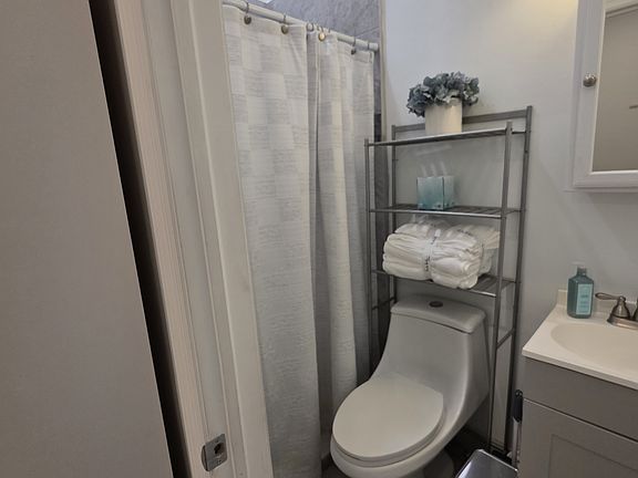 3rd image of 29620 SW 165th Ct