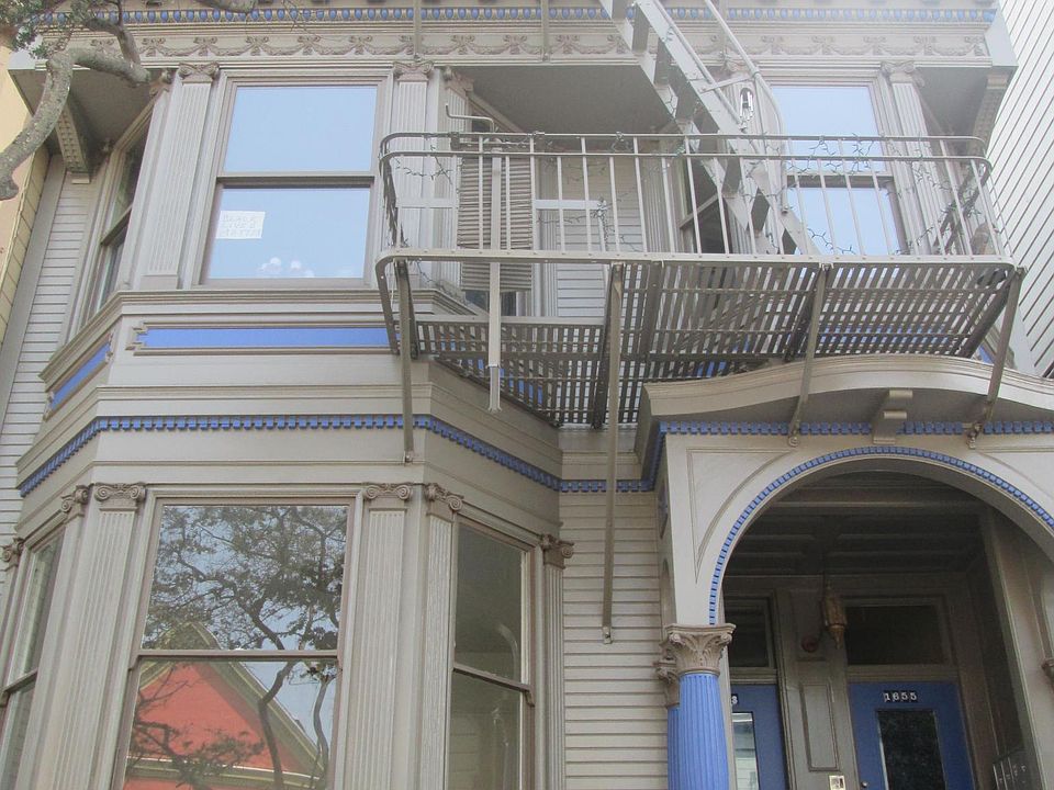 1st image of 1653 Waller St