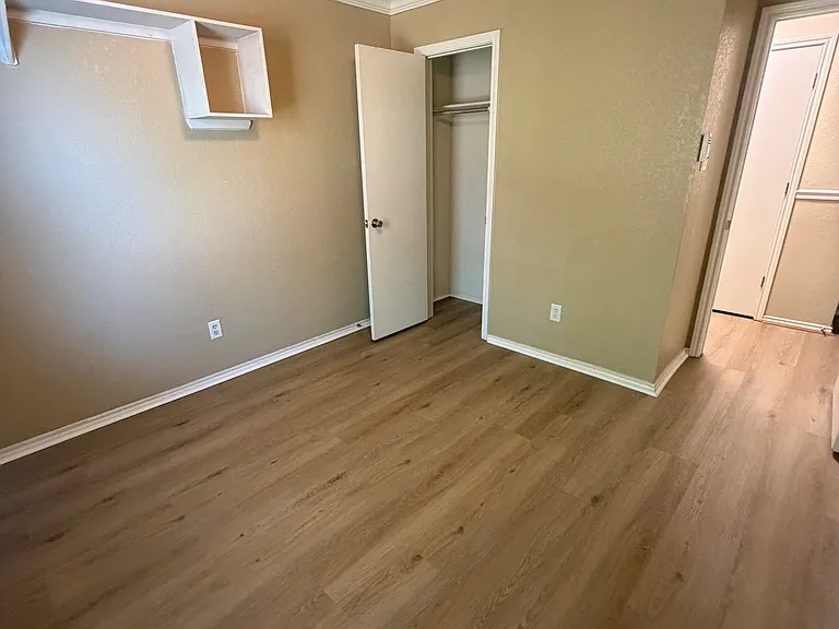 3505 Lakecrest Dr — Photo 29