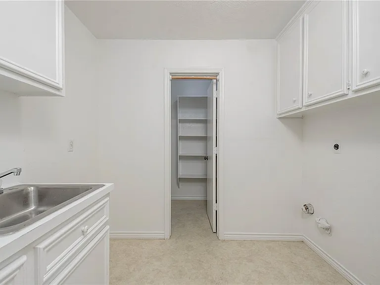 4597 Sandpiper Cv — Photo 10