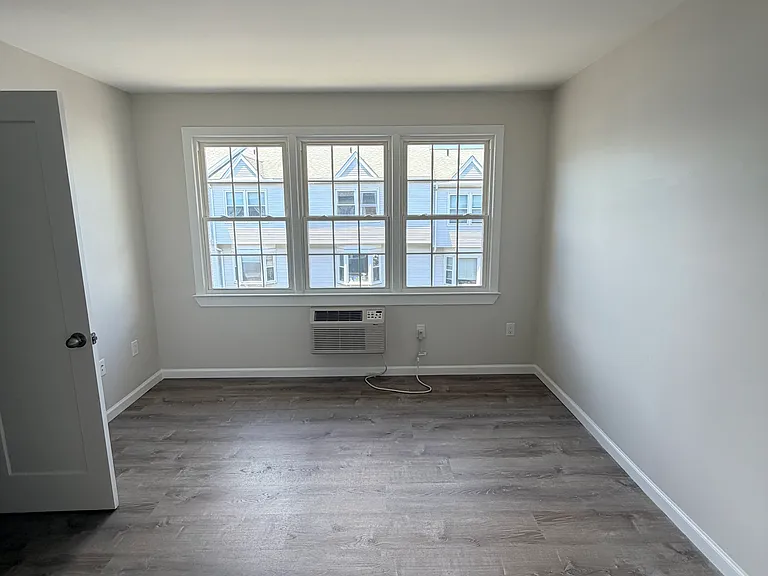 54 Fountain St #303 — Photo 12