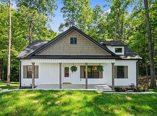 1475 Spann Rd, Charlotte, TN 37036