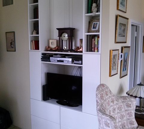 Built-In in Convertible Den