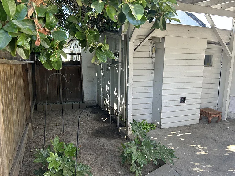 517 Dawn Dr — Photo 19