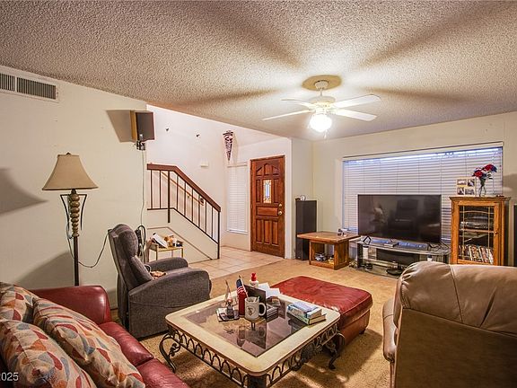 4th image of 4539 Peardale Dr