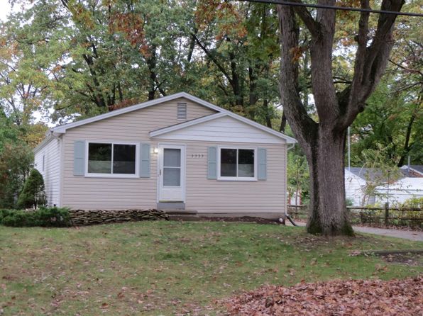 3333 Fairbanks Ave