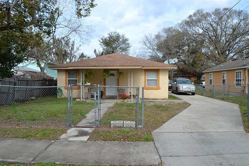 1st image of 4549 College Dr