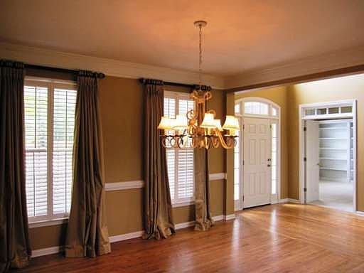 3rd image of 869 Misty River Ct