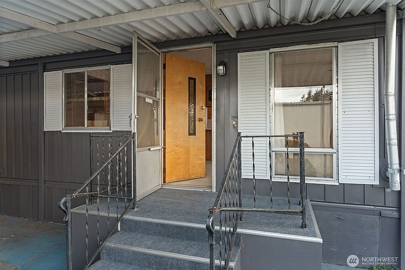 2nd image of 3702 Hunt Street #32