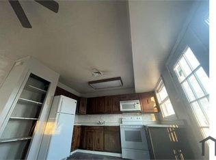 420 Midlothian Rd, Saint Louis, MO 63137