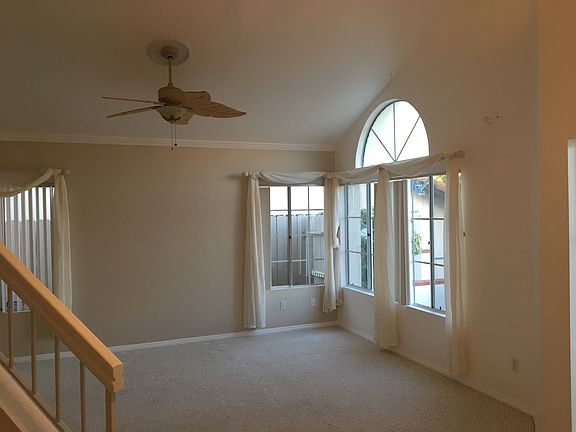 3rd image of 8913 La Cartera St
