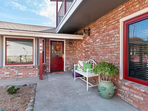 5th image of 355 W San Jose Ave