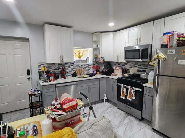 801 Logan Street image 4 of 16