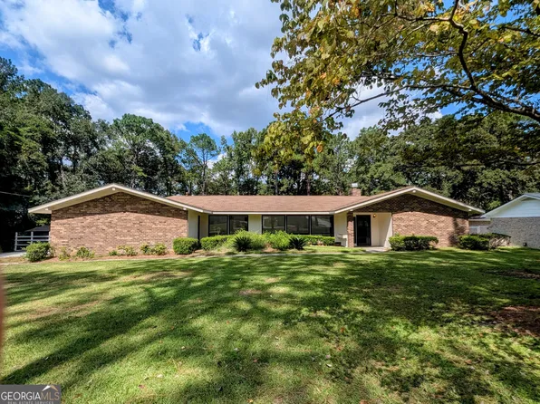 25 Golf Club Cir, Statesboro, GA 30458
