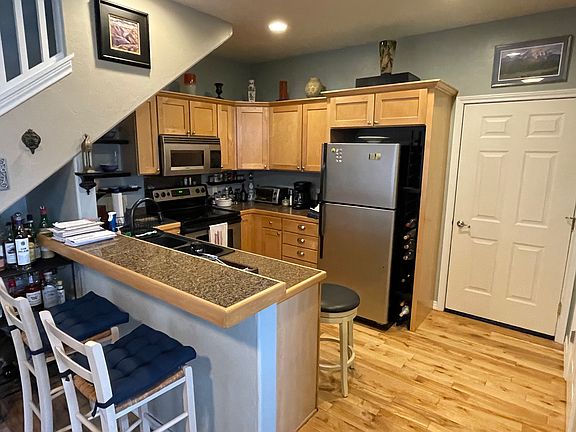 2nd image of 766 Eagles Rest Dr