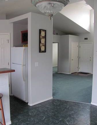 2nd image of 1715 Fairoaks Dr
