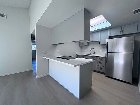 3rd image of 9673-9675 Lake Natoma Dr #4953eb57e